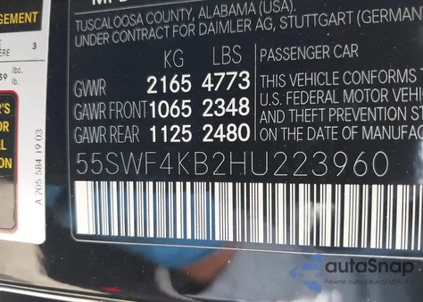 2017 Mercedes-Benz C 300 4Matic/Luxury 4Matic/Sport 4Matic z USA, uszkodzony, nr VIN 55SWF4KB2HU223960